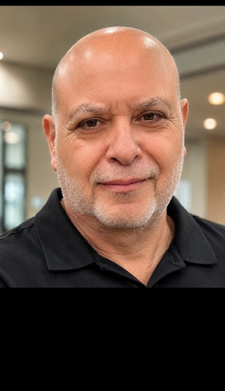 ד"ר ליאון ארדקיאן הוא מומחה בתחום כירורגיית הפה והלסת,